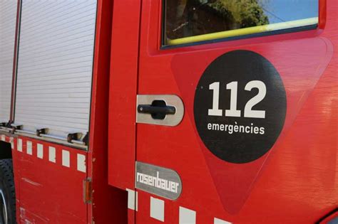 Una mujer de 73 años fallece en un incendio en El。